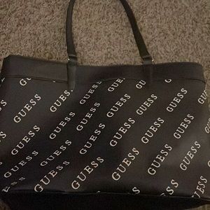 Guess hand bag 3 compartment, brand new never used